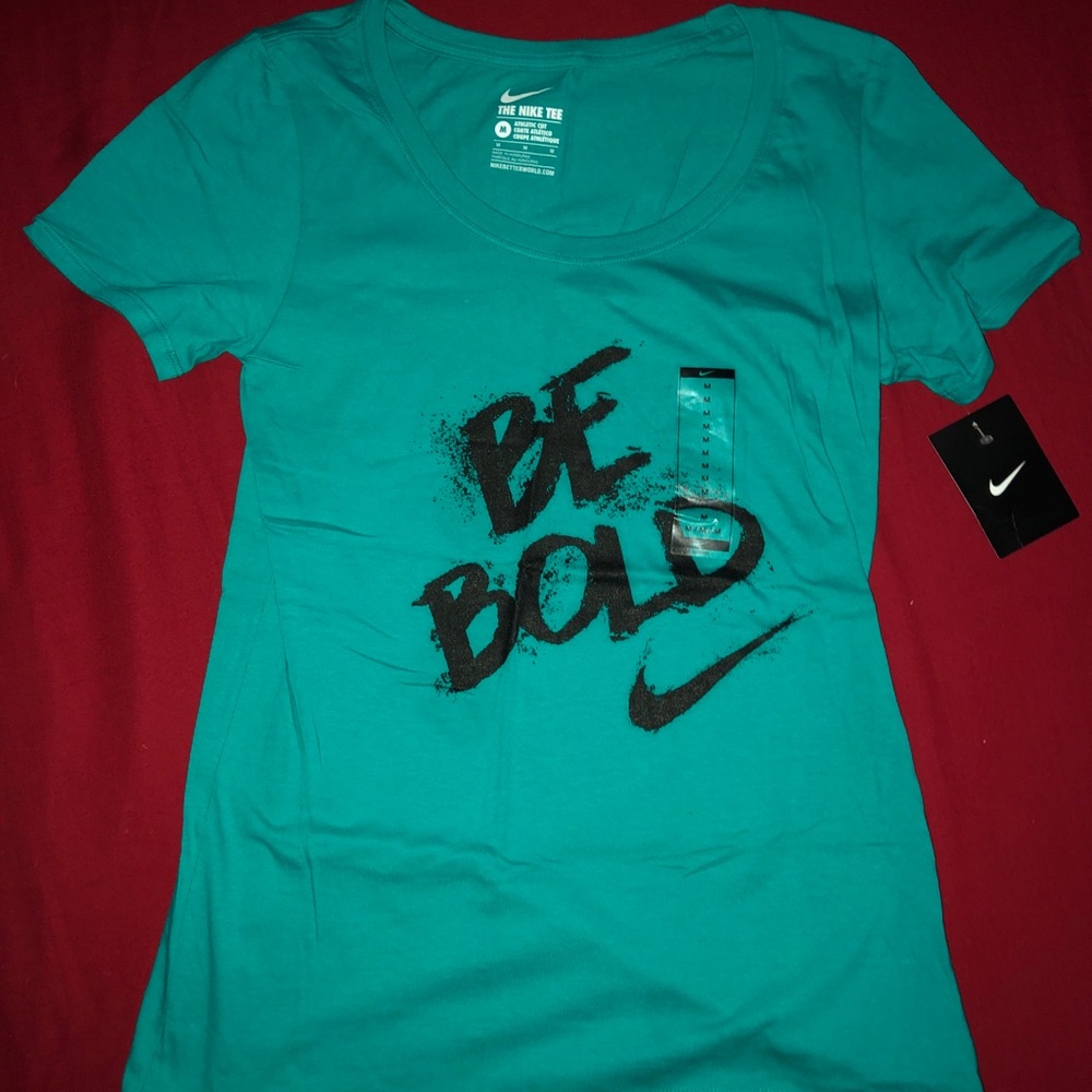 Nike be bold blue t-shirt